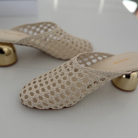 Larroude Dew Drop Macreme Mule in Ivory Leather with Gold Heel 9.5 New! - Picture 7 of 10